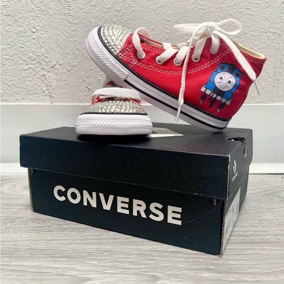 Custom Converse - Picture 2 of 5